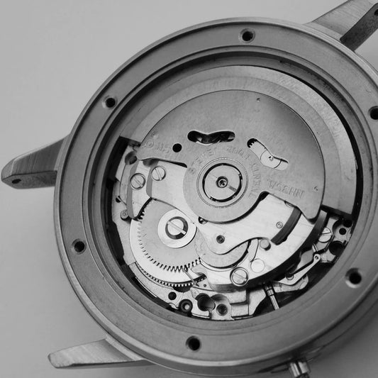 Timekeeping: Quartz vs. Automatic Watches